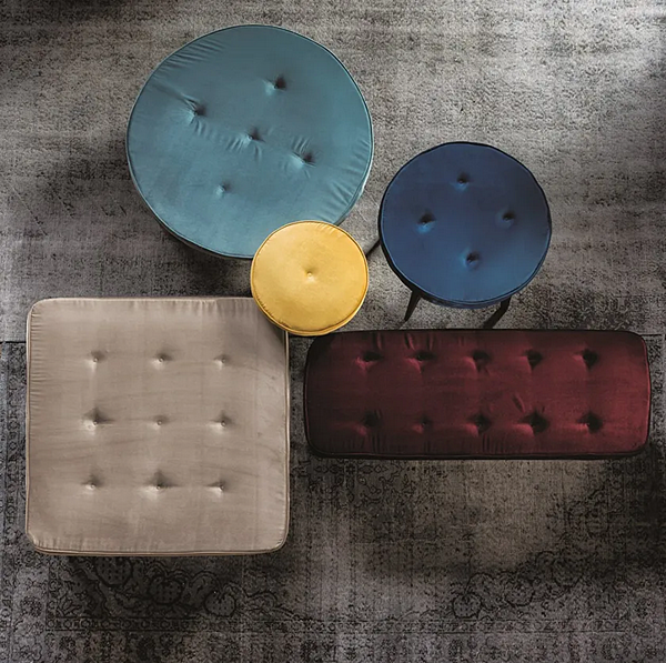 Pouf en tissu ou cuir capitonné VIBIEFFE 9300 Pancake usine VIBIEFFE de l'Italie. Foto №2