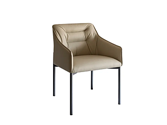 Chaise en cuir rembourrée avec accoudoirs Kira Eforma usine Eforma de l'Italie