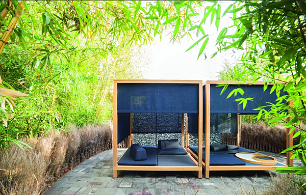 Lit de jardin en bois de cèdre avec parasol PAOLA LENTI Toku CA19A usine PAOLA LENTI de l'Italie. Foto №4