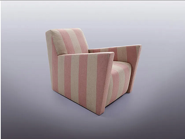 Fauteuil rembourré avec accoudoirs en tissu Alternanza ERBA ITALIA usine ERBA ITALIA de l'Italie. Foto №1