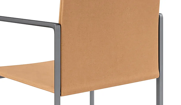 Chaise en cuir tanné avec accoudoirs CASSINA Eve usine CASSINA de l'Italie. Foto №9