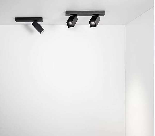 Lustre DELTALIGHT Octav usine DELTALIGHT de l'Italie. Foto №1