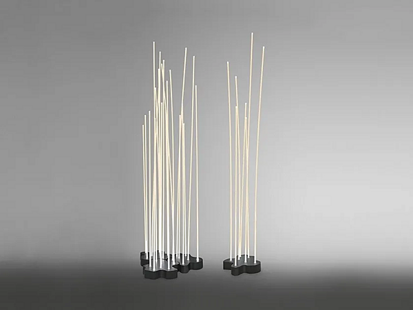 Lampe sur pied en méthacrylate Reeds Artemide T087500, T087800, T087400, T087700 usine Artemide de l'Italie. Foto №1