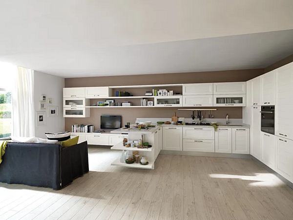 Cuisine en bois avec poignées Claudia LUBE CUCINE usine LUBE CUCINE de l'Italie. Foto №1