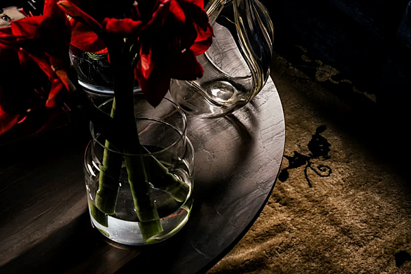 Table d'appoint en pierre et métal Elliot Black Tie usine Black Tie de l'Italie. Foto №6