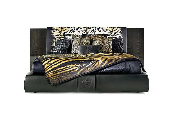 Lit ROBERTO CAVALLI MORNE usine ROBERTO CAVALLI de l'Italie. Foto №1
