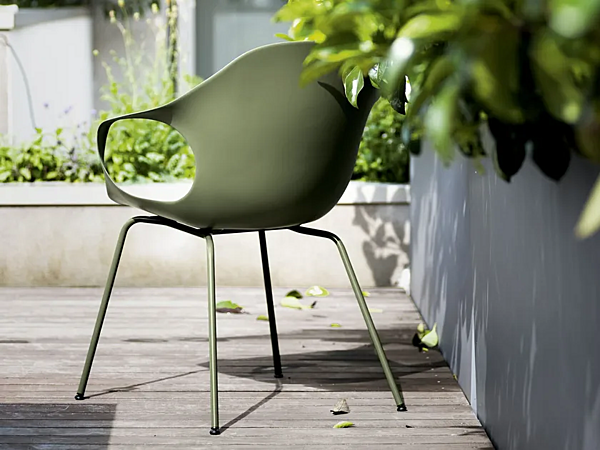 Chaise en polyuréthane avec accoudoirs Elephant Kristalia usine Kristalia de l'Italie. Foto №6