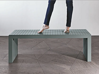 Banc en mousse LAGO Softbench usine LAGO de l'Italie