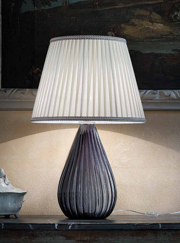 Lampe de table SYLCOM 1396 XL usine SYLCOM de l'Italie. Foto №1