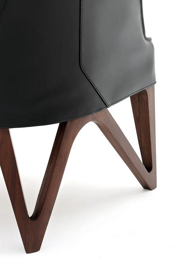 Fauteuil en cuir avec accoudoirs Mobius GIORGETTI usine GIORGETTI de l'Italie. Foto №2