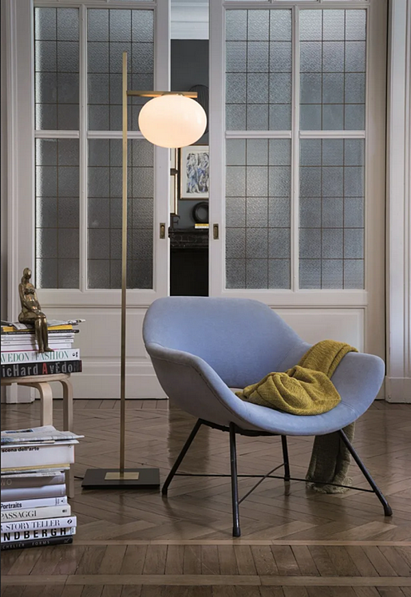 Lampadaire en laiton et verre collection Alba Oluce 382 usine Oluce de l'Italie. Foto №2