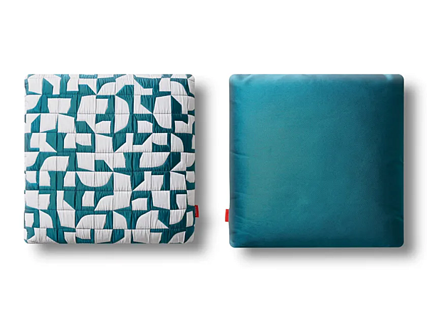 Coussin géométrique en tissu avec cadre mosaïque CASSINA usine CASSINA de l'Italie. Foto №7
