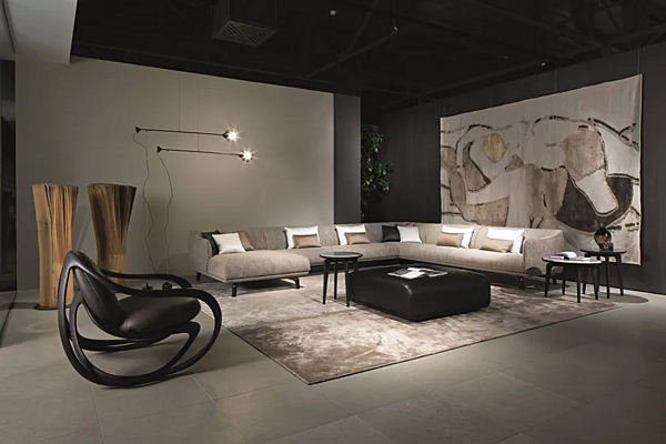 Canapé d'angle en tissu avec repose-pieds GIORGETTI DRIVE usine GIORGETTI de l'Italie. Foto №2