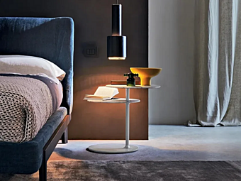Table d'appoint en marbre pivotant Vicino Molteni & C Table d'appoint en marbre pivotant Vicino Molteni & C usine Molteni & C.(+VITRA) de l'Italie