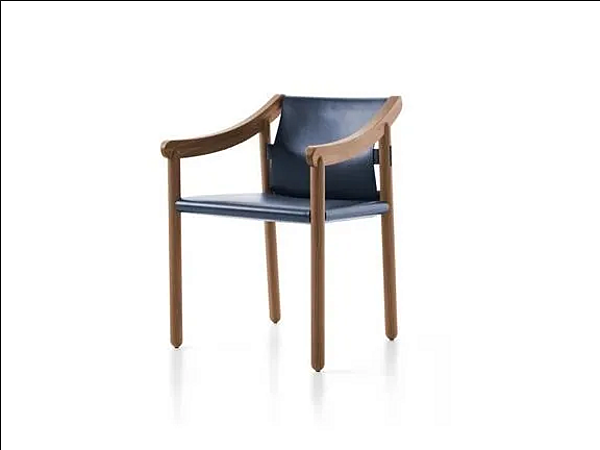 Chaise en bois massif avec accoudoirs CASSINA 905 usine CASSINA de l'Italie. Foto №4