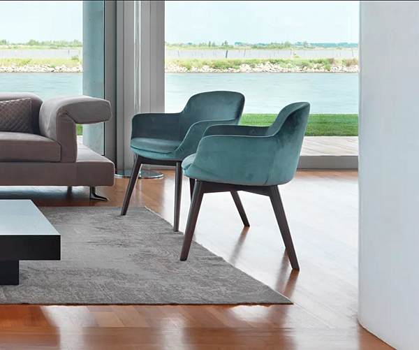 Chaise en velours rembourrée avec accoudoirs GYFORM CHANEL usine Gyform de l'Italie. Foto №3