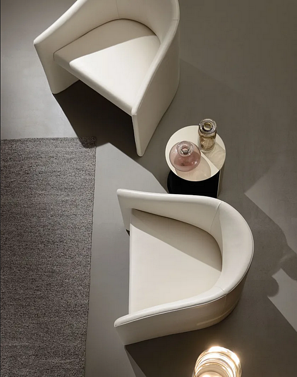 Fauteuil en tissu avec accoudoirs Manta I 4 Mariani usine i 4 Mariani de l'Italie. Foto №4