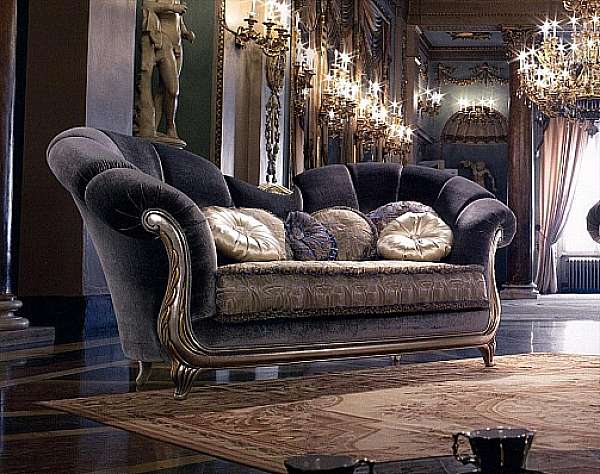 Canapé ELLESALOTTI Greta Garbo usine LUXURY SOFA de l'Italie. Foto №1