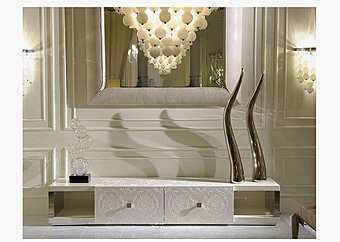 Miroir CORNELIO CAPPELLINI CELINE.1300 usine CORNELIO CAPPELLINI de l'Italie