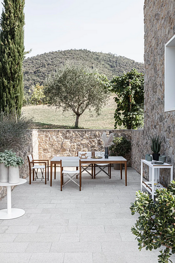 Chaise de jardin en teck avec accoudoirs Atmosphera Dakota DAK1.SD usine ATMOSPHERA de l'Italie. Foto №3