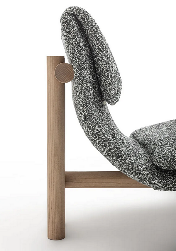 Fauteuil en tissu rembourré ADA Frigerio usine Frigerio de l'Italie. Foto №7