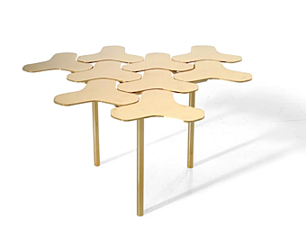 Table basse en acier Moroso Nanook usine Moroso de l'Italie
