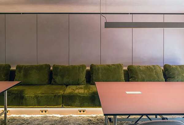 Lustre DELTALIGHT Conform usine DELTALIGHT de l'Italie. Foto №3