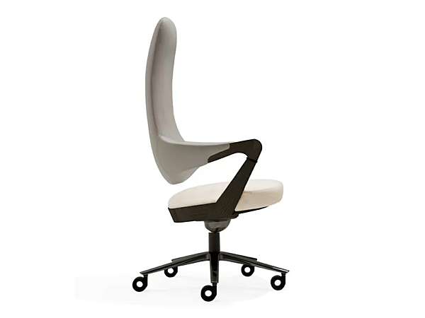 Chaise de direction en cuir avec accoudoirs et roulettes GIORGETTI Springer 52840, 52841, 52845, 52846 usine GIORGETTI de l'Italie. Foto №1