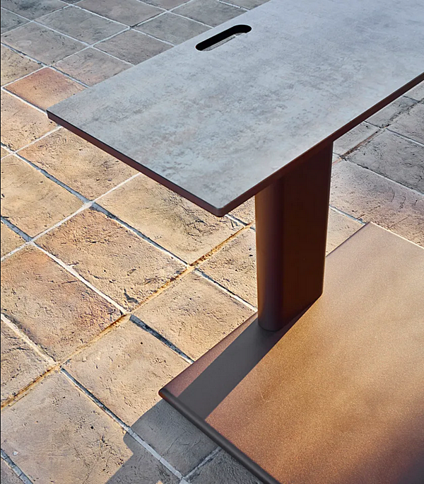 Table de jardin avec assise intégrée en aluminium et HPL Plinto Sit Eat VARASCHIN 24690 usine VARASCHIN de l'Italie. Foto №4