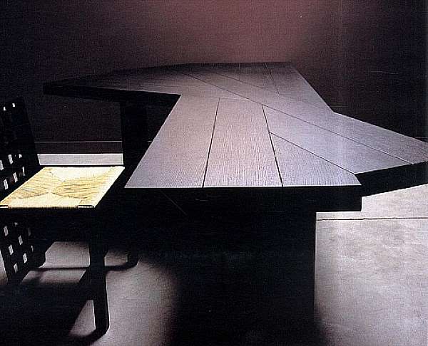 Table CASSINA Ventaglio usine CASSINA de l'Italie. Foto №2