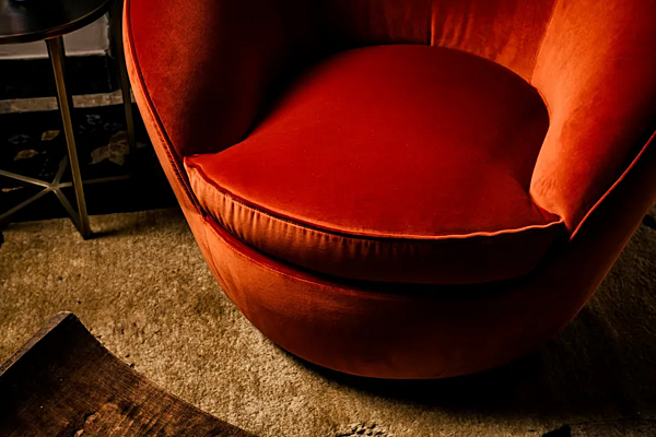 Fauteuil pivotant en tissu avec accoudoirs Giulia Black Tie GIU10SW usine Black Tie de l'Italie. Foto №4
