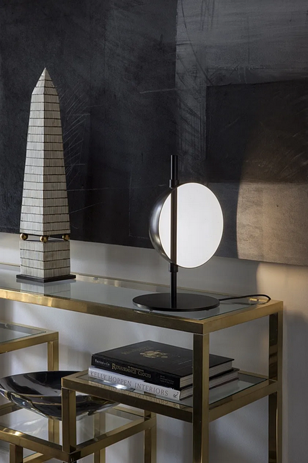 Lampe de table en métal LED basse tension Superluna 297 Oluce usine Oluce de l'Italie. Foto №2
