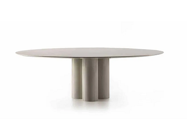 Table ovale en bois laqué Elly Frigerio usine Frigerio de l'Italie. Foto №1