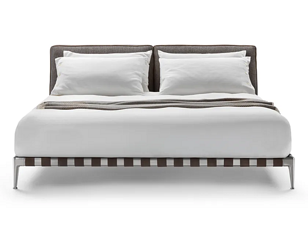 Lit double en tissu avec dos rembourré FLEXFORM GREGORY usine FLEXFORM de l'Italie. Foto №1