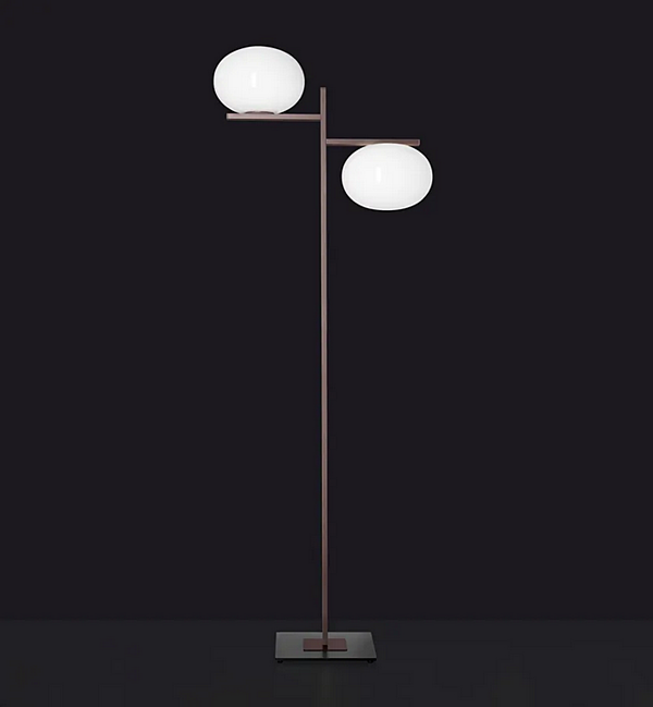 Lampadaire en laiton et verre Alba 383 Oluce usine Oluce de l'Italie. Foto №2