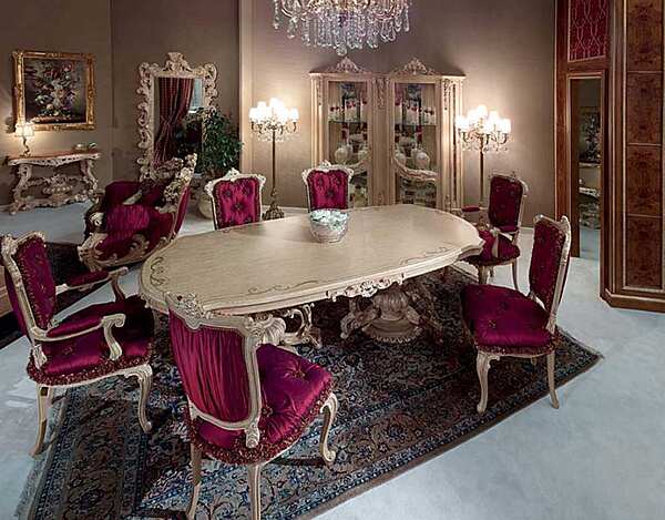 Chaise en tissu rembourré et en bois massif avec accoudoirs FRATELLI RADICE 268 usine FRATELLI RADICE de l'Italie. Foto №3