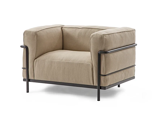Fauteuil avec accoudoirs en tissu CASSINA Grand Confort Grand Modèle 003 usine CASSINA de l'Italie. Foto №1