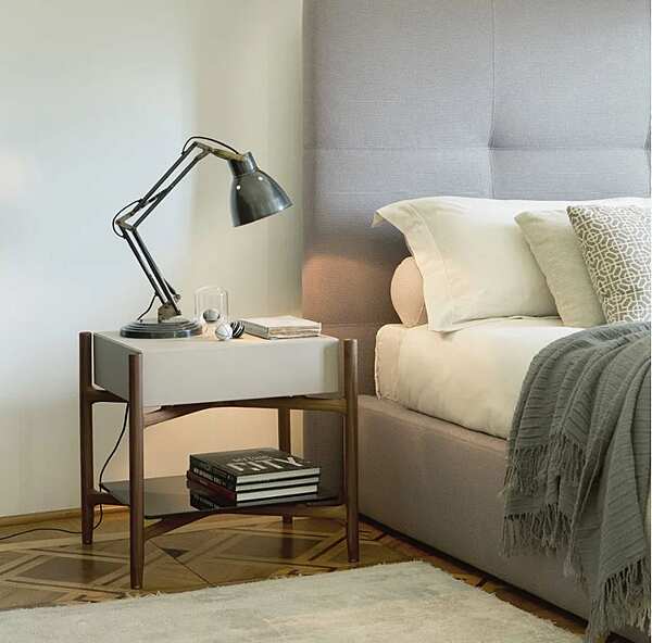 Table de nuit PORADA Regent usine PORADA de l'Italie. Foto №4