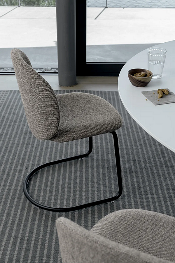 Chaise cantilever en acier Dua Kristalia usine Kristalia de l'Italie. Foto №3