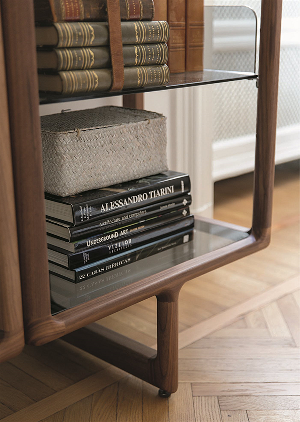 Accessoires PORADA usine PORADA de l'Italie. Foto №3