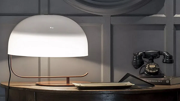 Lampe de table en PMMA Oluce Zanuso 275 usine Oluce de l'Italie. Foto №7