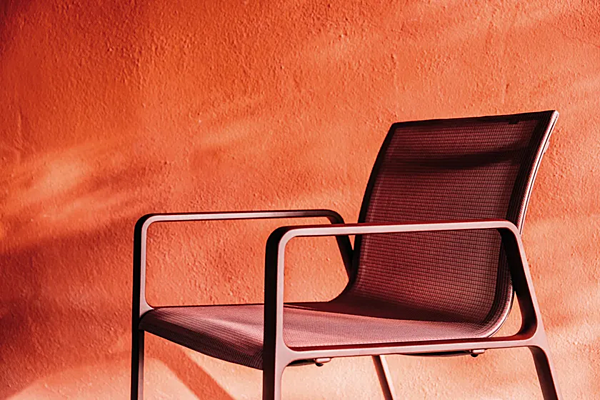 Chaise empilable en tissu KETTAL Park Life usine KETTAL de l'Italie. Foto №4