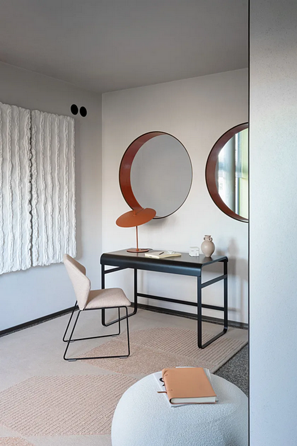 Bureau secrétaire en MDF collection Alphabet Saba usine SABA de l'Italie. Foto №9