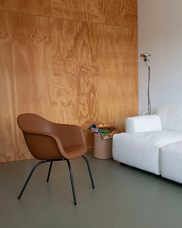 Chaise avec accoudoirs en matériau Elephant Kristalia usine Kristalia de l'Italie. Foto №2