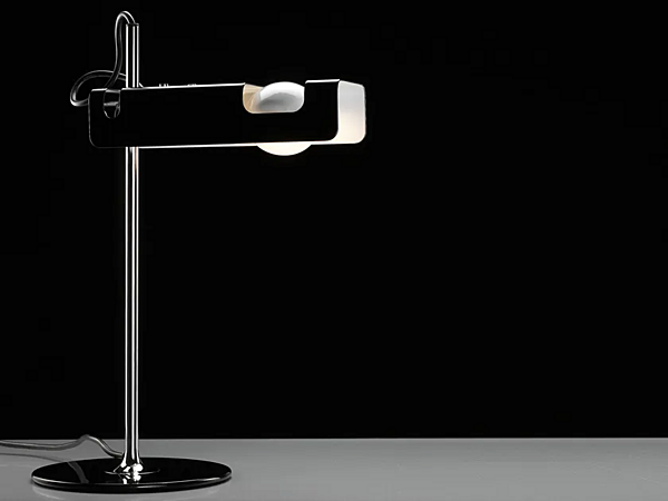 Lampe de table ajustable en métal Oluce Spider 291 usine Oluce de l'Italie. Foto №2