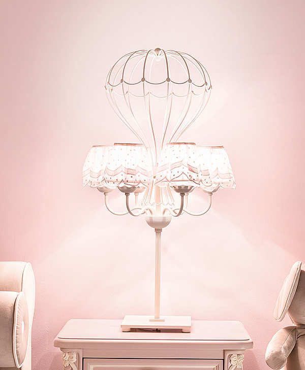 Lampe de table DOLFI 2036 usine DOLFI de l'Italie. Foto №1