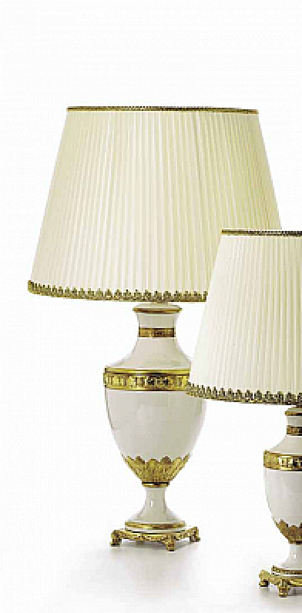 Lampe de table VILLARI 0000326.402 usine VILLARI de l'Italie. Foto №1