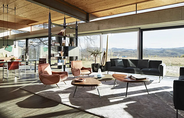 Bibliothèque en bois montée au sol et au plafond CASSINA 835 Infinito usine CASSINA de l'Italie. Foto №4