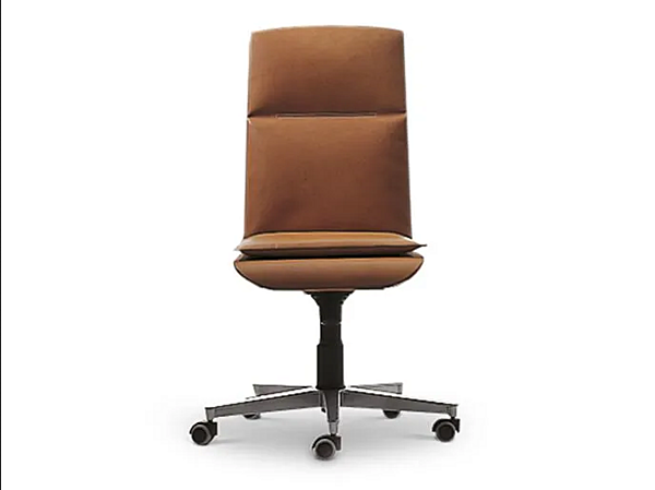 Chaise de direction pivotante en cuir avec roulettes I 4 Mariani Wing usine i 4 Mariani de l'Italie. Foto №1