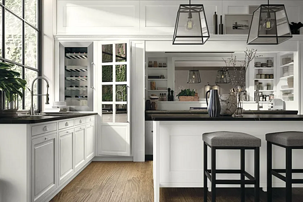 Cuisine contemporaine équipée avec îlot et poignées Bellagio MARCHI GROUP usine MARCHI CUCINE de l'Italie. Foto №2
